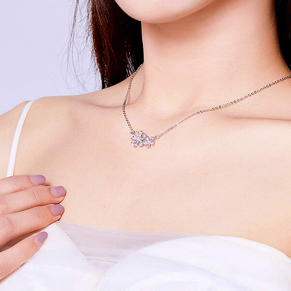 Halskette Silver Flowers